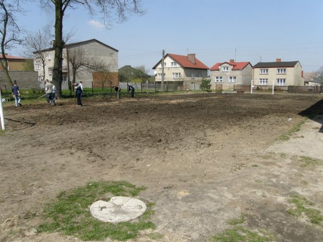 83